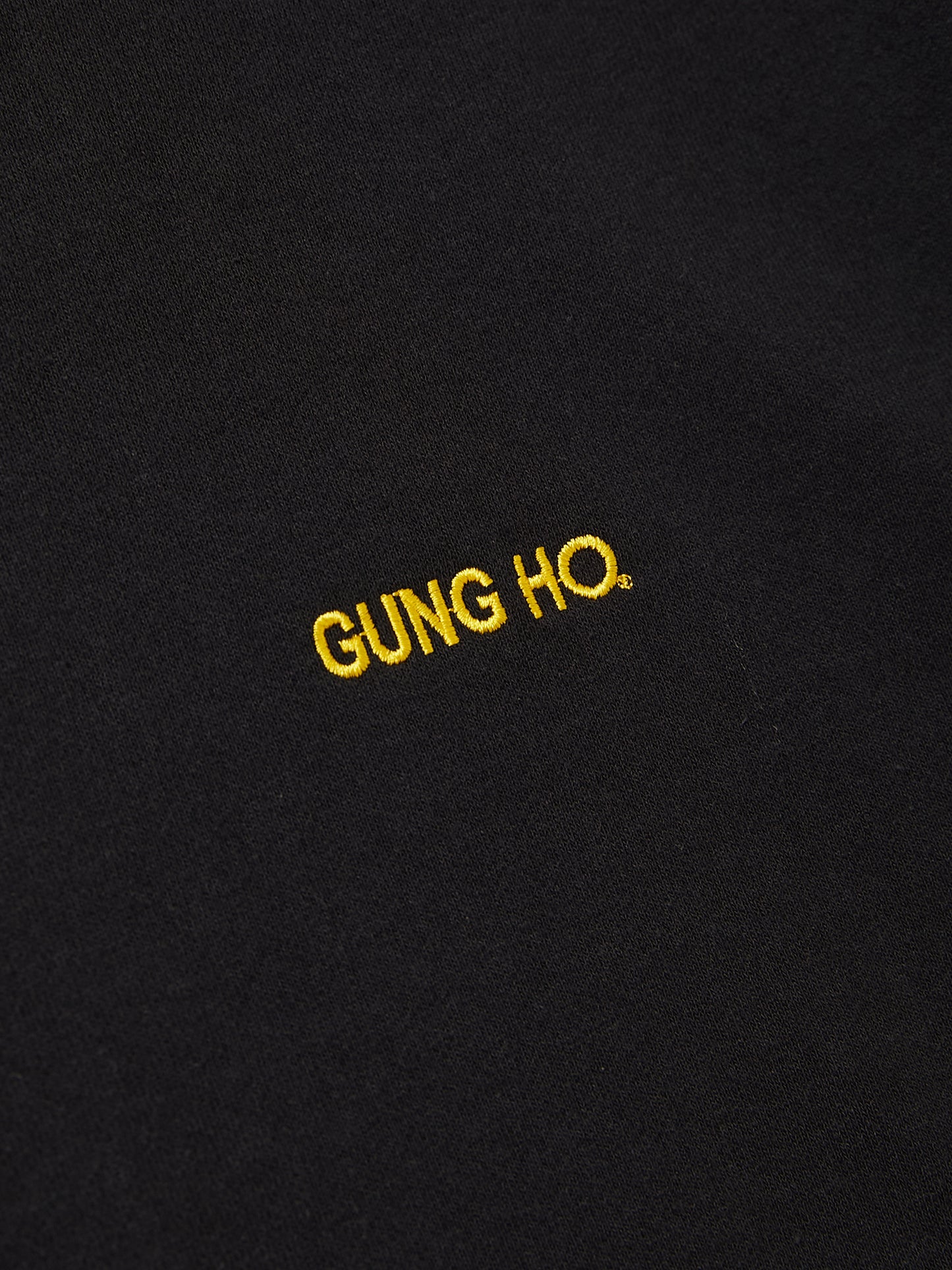 GUNG HO / EMB CREW NECK SWEAT